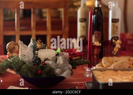 Table de Noël avec décoration de noël Banque D'Images