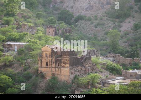 Vue d'une maison endommagée à jaipur inde Banque D'Images