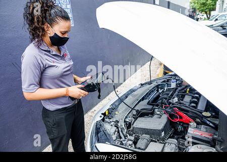 Miami Beach Florida,Advance Auto Parts,intérieur,intérieur intérieur intérieur,intérieur intérieur,Covid-19 coronavirus pandémie maladie infectieuse santé biologique cris Banque D'Images