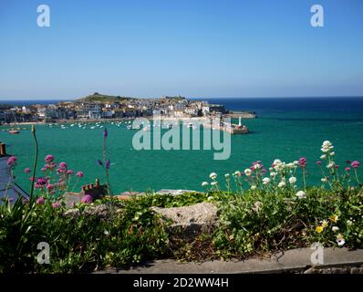 Port de St Ives, Cornouailles, vue depuis Malakoff. Banque D'Images