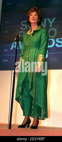 PA NEWS PHOTO 7/5/98 ACTRICE MAUREEN LIPMAN À LA GROSVENOR HOUSE HOTEL À LONDRES POUR LES SONY RADIO AWARDS Banque D'Images