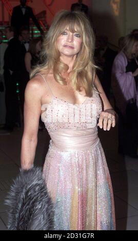 L'actrice américaine Goldie Hawn lors des Orange British Academy film Awards à l'Odeon de Leicester Square à Londres. La cérémonie a été avancée plusieurs semaines des années précédentes pour lui donner une position plus importante dans le calendrier du film. Banque D'Images