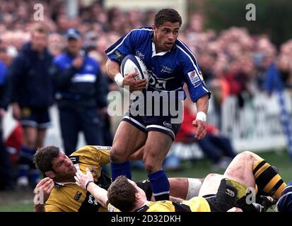 Jason Robinson de sale est le dernier homme à avoir remporté la victoire de sale en 27-22 sur Wasps lors de son match de rugby à XV de Zurich Premiership au terrain de Heywood Road de sale, Cheshire. Banque D'Images