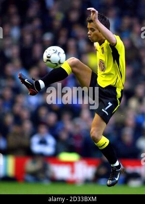 Lee Hendrie de la Villa Aston. CETTE IMAGE NE PEUT ÊTRE UTILISÉE QUE DANS LE CONTEXTE D'UNE FONCTION ÉDITORIALE. AUCUNE UTILISATION DE SITE WEB/INTERNET À MOINS QUE LE SITE NE SOIT ENREGISTRÉ AUPRÈS DE L'ASSOCIATION DE FOOTBALL PREMIER LEAGUE. Banque D'Images