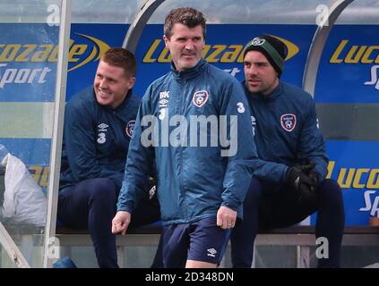 James McCarthy, directeur adjoint Roy Keane et Darron Gibson de la République d'Irlande (de gauche à droite) pendant la session de formation à Gannon Park, Malahide, Irlande. Banque D'Images