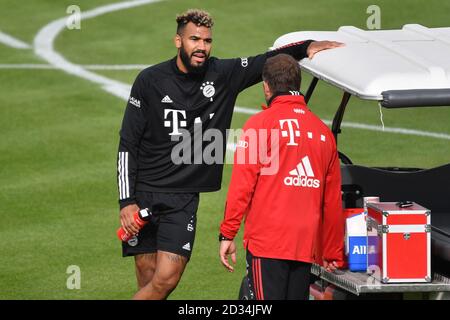 Munich, Allemagne. 07e octobre 2020. Eric Maxim Choupo-Moting (FC Bayern Munich) avec Hans Dieter Flick (Hansi, entraîneur FC Bayern Munich). FC Bayern Munich nouveaux arrivants. Formation sur Saebener Strasse. Football 1. Bundesliga, saison 2020/2021 sur 07.10.2020. | utilisation dans le monde crédit: dpa/Alay Live News Banque D'Images