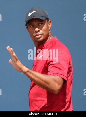 USA's Tiger Woods sur le 1er tee pendant jour 4 de l'Open Championship 2018 à Carnoustie Golf Links, Angus. Banque D'Images