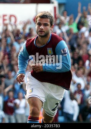 Shaun Maloney de la Villa Aston lors de la rencontre de la première ligue de Barclay contre Fulham à Villa Park. Samedi 25 août 2007 Voir l'histoire de PA. Le crédit photo devrait se lire: David Jones/PA Banque D'Images