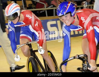 Victoria Pendleton (à gauche) et Jess Varnish en Grande-Bretagne lors de la finale de la médaille de bronze au sprint de l'équipe lors des championnats du monde de cyclisme sur piste à la Ballerup Super Arena, Copenhague, Danemark. Banque D'Images