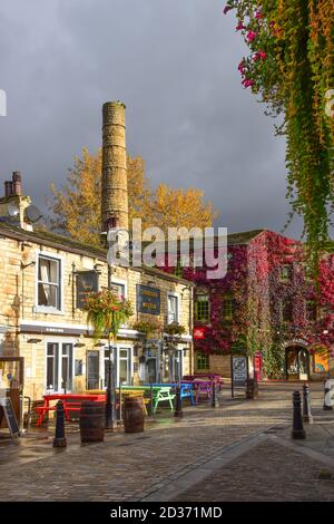 Epaule de Mutton, Hebden Bridge Mill, place St George, pont Hebden Banque D'Images