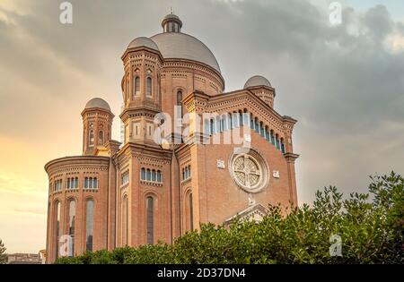 Tempio Monumentale San Guiseppe. Modène. Emilie Romagne, Italie. Banque D'Images