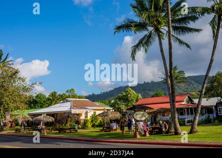 Scène de rue à Hanalei sur l'île de Kauai, Hawaï, États-Unis. Banque D'Images