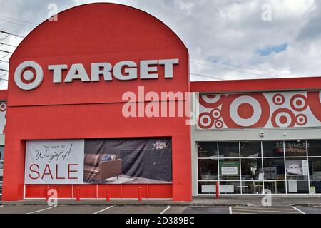 AUCKLAND, NOUVELLE-ZÉLANDE - 20 mars 2019: Auckland / Nouvelle-Zélande - 20 2019 mars: Magasin de meubles Target à l'est de Tamaki Banque D'Images