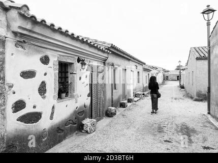 San Salvatore di Sinis (Sardegna, Italie) - petit village médiéval, une partie de la municipalité de Cabras, pour être l'emplacement de nombreux films occidentaux. Banque D'Images