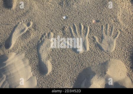 Empreintes dans le sable de Simos Bech sur l'île d'Elafonisos En Grèce Banque D'Images