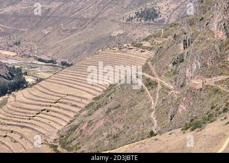 Terrasses agricoles au site historique Pisaq Pisac Incan Banque D'Images