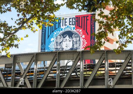 LE 13ÈME QUARTIER EN PLEIN AIR MUSÉE D'ART DE LA RUE À PARIS Banque D'Images