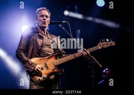 Skanderborg, Danemark. 05e, août 2016. Le musicien, chanteur et compositeur anglais Sting interprète un concert en direct pendant le festival de musique danois SmukFest 2016 à Skanderborg. (Crédit photo: Gonzales photo - Lasse Lagoni). Banque D'Images