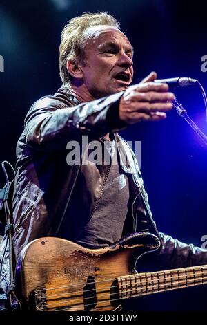 Skanderborg, Danemark. 05e, août 2016. Le musicien, chanteur et compositeur anglais Sting interprète un concert en direct pendant le festival de musique danois SmukFest 2016 à Skanderborg. (Crédit photo: Gonzales photo - Lasse Lagoni). Banque D'Images