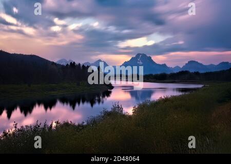 Mount Moran et le Oxbow Bend de la rivière Snake, parc national de Grand Teton, Wyoming, États-Unis Banque D'Images