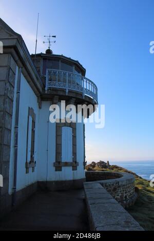 À l'extérieur du phare de Millier point à Beuzec Cap Sizun Banque D'Images