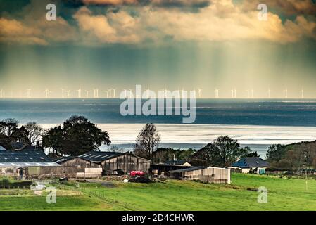 Walney Offshore Wind Farm, Mer d'Irlande, Royaume-Uni. 9 octobre 2020. Vue sur le parc éolien de Walney, dans la mer d'Irlande, le deuxième plus grand au monde avec 189 turbines. Crédit : John Eveson/Alamy Live News Banque D'Images