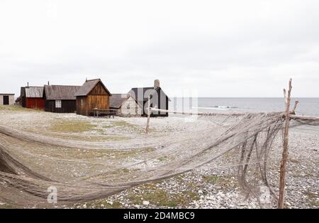 Vue sur la station de pêche Helgumannen située sur l'île de Faro, dans la province suédoise de Gotland. Banque D'Images