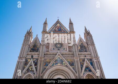 Cathédrale d'Orvieto façade extérieure, également appelée Duomo di Orvieto ou Cattedrale di Santa Maria Assunta Banque D'Images