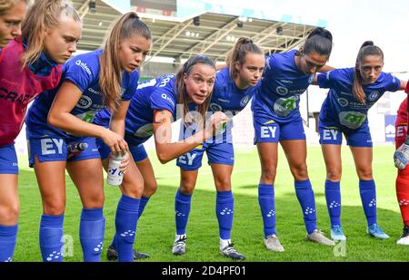 Waregem, Belgique. 10 octobre 2020. Les joueurs de Gent photographiés écoutant le discours de Silke Vanwynsberghe de Gent (21) lors d'un match de football féminin entre Zulte Waregem et les femmes de KAA Gent le quatrième jour de match de la saison 2020 - 2021 de la Super League belge Scooore Womens, samedi 10 octobre 2020 à Waregem, Belgique . PHOTO SPORTPIX.BE | SPP | DAVID CATRY David Catry | Sportpix.be | SPP Credit: SPP Sport Press photo. /Alamy Live News Banque D'Images