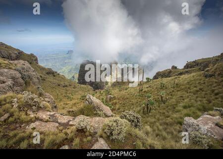 Formations de nuages sur les montagnes Simien en Éthiopie Banque D'Images