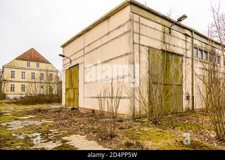 Bâtiments délabrés de la RDA à Fincken, Röbel-Müritz, Allemagne Banque D'Images