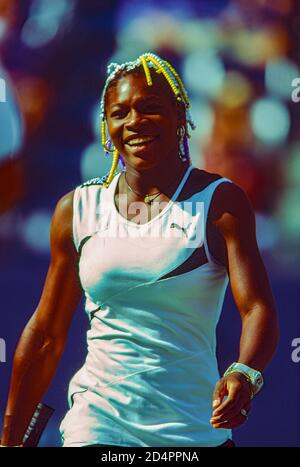 Serena Williams (États-Unis) en compétition à l'US Open tennis 1998 Banque D'Images