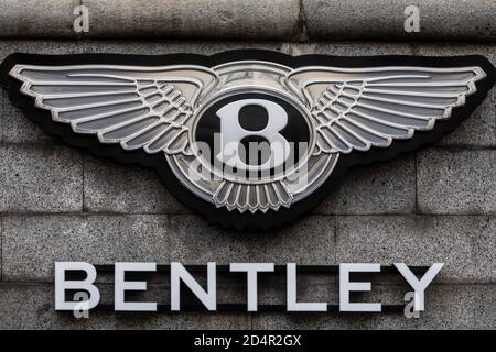 Logo de la société Bentley fabricant de voitures haut de gamme Banque D'Images