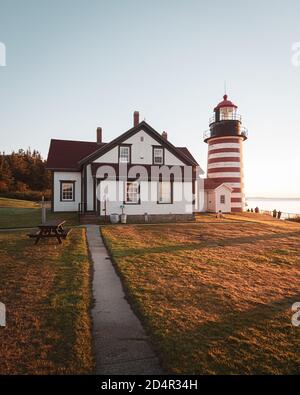 Phare de West Quoddy Head, à Lubec, Maine Banque D'Images