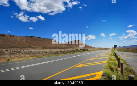 Long chemin à travers le karoo, Afrique du Sud Banque D'Images