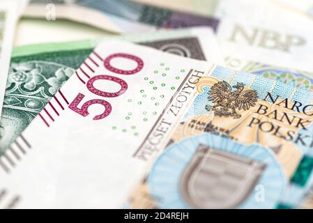 Macro photo de la face avant d'un rare billet polonais PLN 500, gros plan sur les inscriptions. Banque D'Images
