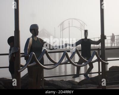 Brume à Brighton Jetty, Adélaïde, Australie méridionale Banque D'Images