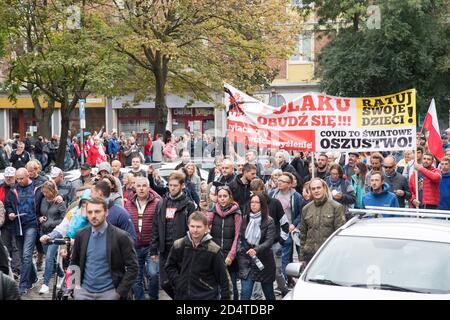 Manifestation anti-covid 19 contre les nouvelles réglementations en Pologne à Gdansk, en Pologne. 10 octobre 2020 © Wojciech Strozyk / Alamy stock photo Banque D'Images