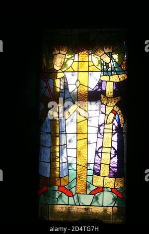 Monastère de Ciolanu, comté de Buzău, Roumanie. Vitraux représentant les Saints Constantin et Helen. Banque D'Images