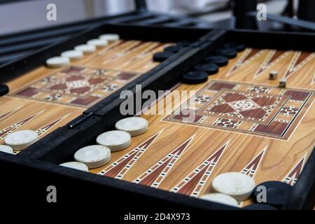 Image rapprochée d'un jeu de backgammon Banque D'Images