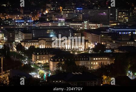 Stuttgart, Allemagne. 12 octobre 2020. Le Königsbau et le New Palace sont visibles dans le centre-ville. Credit: Marijan Murat/dpa/Alamy Live News Banque D'Images