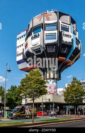 Bierpinsel, Tour de la bruette à bière Pop-Art immeuble futuriste conçu par les architectes Ralf Schüler Ursulina Schüler-Witte et construit en 1972-76 à Steglitz-Berlin Banque D'Images