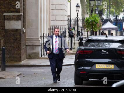 Londres, Royaume-Uni. 12 octobre 2020. Mark Spencer, secrétaire parlementaire du Trésor (whip en chef), quitte Downing Street. Personnes dans Downing Street. Boris Johnson fera aujourd'hui d'autres annonces sur l'épidémie du coronavirus. Crédit : Mark Thomas/Alay Live News Banque D'Images