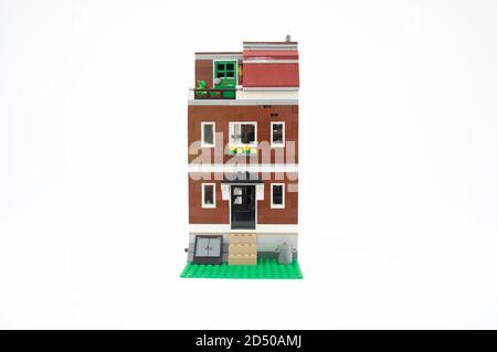 Arrière de LEGO Creator Expert Modular House - PET Shop 10218 Banque D'Images