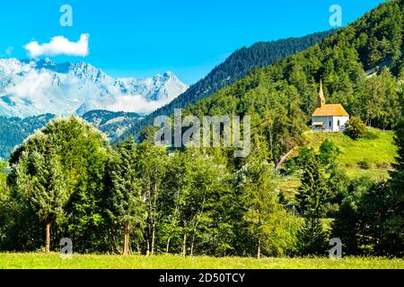 Chapelle Sainte-Anna à Graun im Vinschgau, dans le Tyrol du Sud, en Italie Banque D'Images