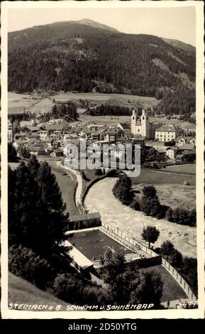 Steinach am Brenner in Tirol Österreich, Blick auf Schwimm und Sonnenbad | utilisation dans le monde entier Banque D'Images