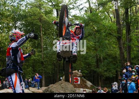 Takahisa Fujiinami (Montesa / Trial GP) pendant le Championnat du monde de Trial FIM Hertz (Round 4) sur le circuit moto Club Lazzate le 11 octobre 2020 en L. Banque D'Images