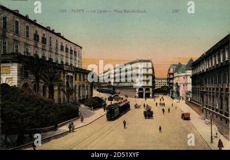 Alger Algerien, vue générale du lycée, place Bab el Oued, Straßenbahn | utilisation dans le monde entier Banque D'Images