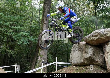 Jeroni Fajardo (Sherco / Trial GP) pendant le Championnat du monde de Trial FIM Hertz (Round 4) sur le circuit moto Club Lazzate le 11 octobre 2020 à Lazzate Banque D'Images