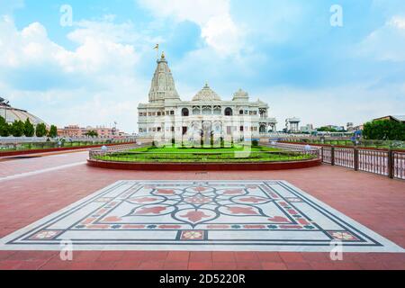 Prem Mandir est un temple hindou dédié à Shri Radha Krishna à Vrindavan près de la ville de Mathura dans l'état de l'Uttar Pradesh en Inde Banque D'Images